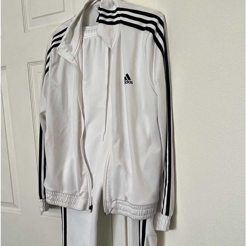Adidas 3 stripe jogging pants size xl only jacket sold separately